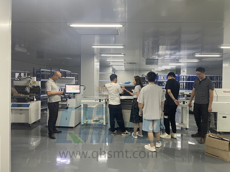Today author from qihe smt pick and place machine sharing you with a customer case story . Customer Sharing  TVM925 universal automatic pick and place machine by manufacture of household appliances and  Integrated circuit design for electronic equipment 