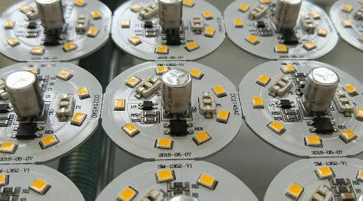Most capacitors are designed to withstand a certain temperature range, so you must select a capacitor with a temperature rating suitable for the environment in which your circuit is used. If the volta… placer,pick and place machine easy operation manual,p&p assembly,pick and place assembly,pick&place feeder,CL feeders,pick and place machines,smt machine price,smt machine supplier,smt assembly,feeder,pcb printer,openpnp feeder,openpnp,used pick and place machine,pick and place feeder,paste mixer machine,smt nozzle,smt mounter machine,smt line,smt pick and place machine diy,smt meaning,smt process,smt setup,pnp machine,p&p machine,p&p,pick&place,pick&place machine,pnp,smt pick and place machine,stencil printer,reflow oven,pick and place machine,SMT equipment,smd machine,smt machine,SMT pick and place machine,desktop smt mounter machine,mini pnp robot,mini smt line,mini smd chip shooter,mini pnp,desktop smt line,tabletop smt line,tabletop smd chip shooter,tabletop pick&place machine,desktop pnp machine,desktop pnp,desktop pick&place,desktop pick&place machine,tvm802bx,tvm802b,tvm802ax,,tvm802a,Smt pick and place,
